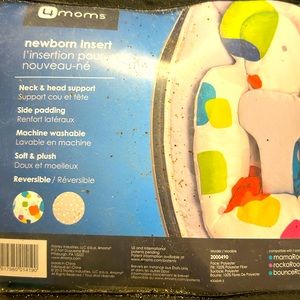 4 Moms Newborn insert. Never used